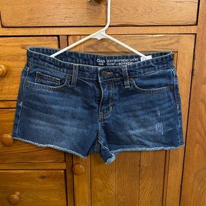 Gap shorts size 2/26